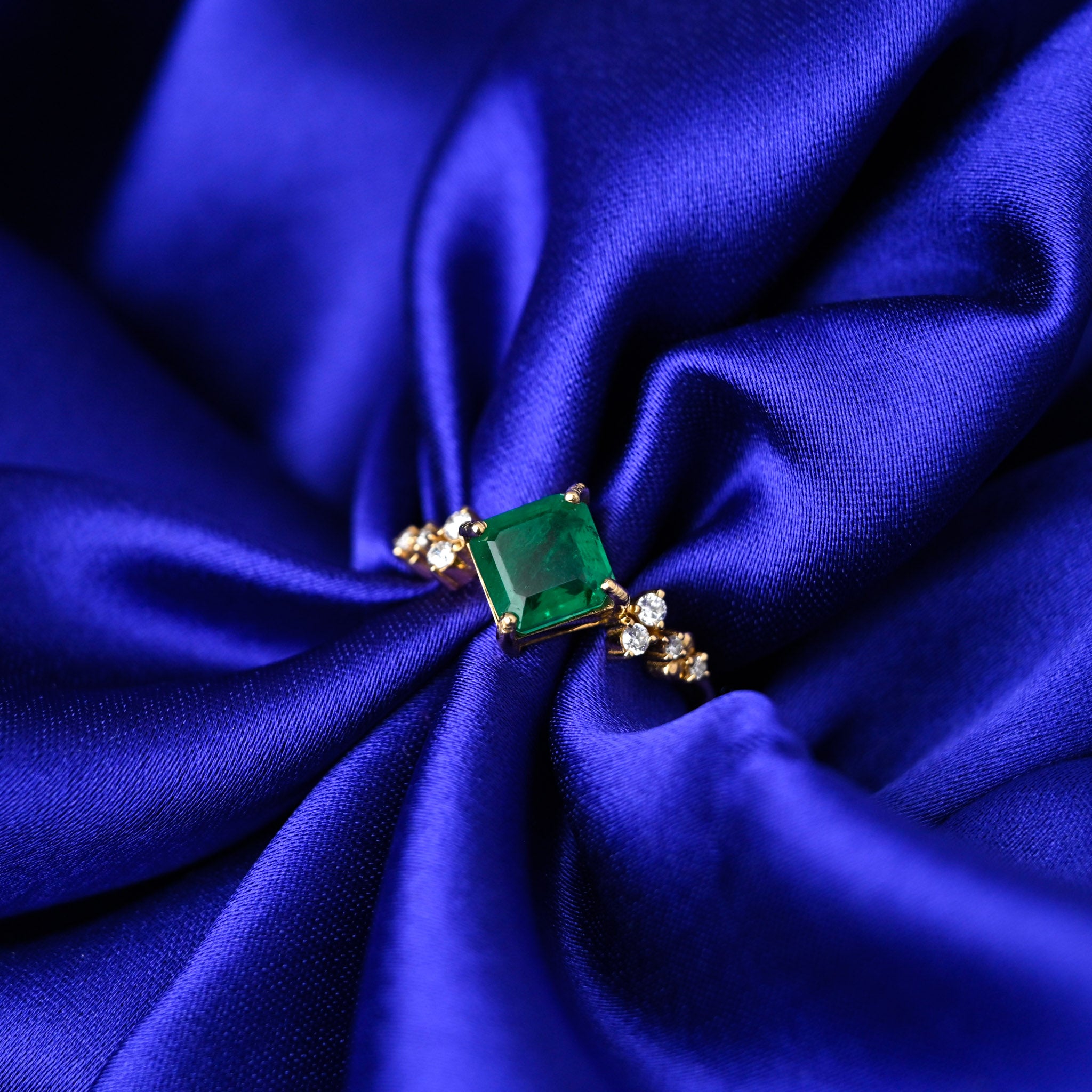 Tiny Titan Ring: Size-13