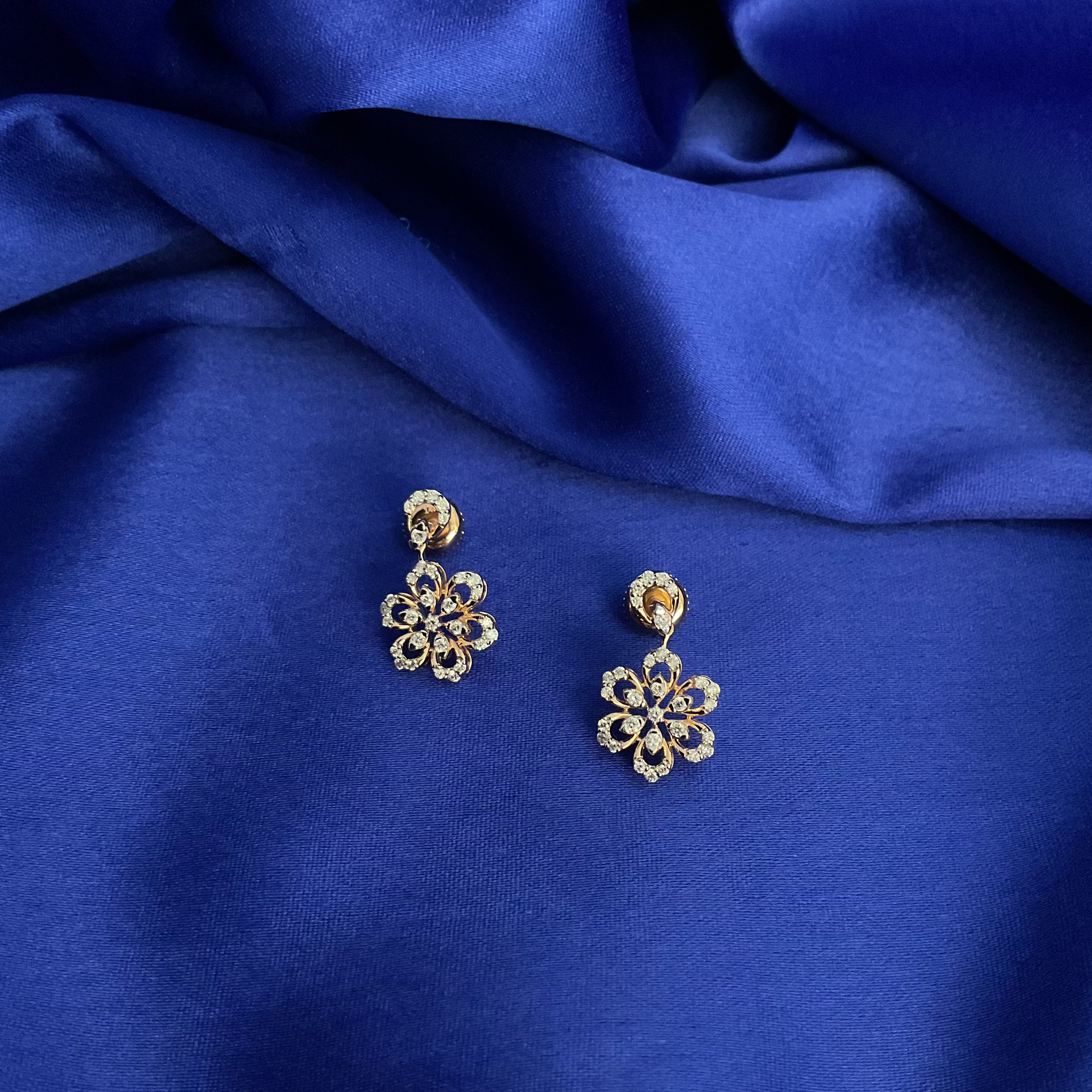 Trifloré Earrings