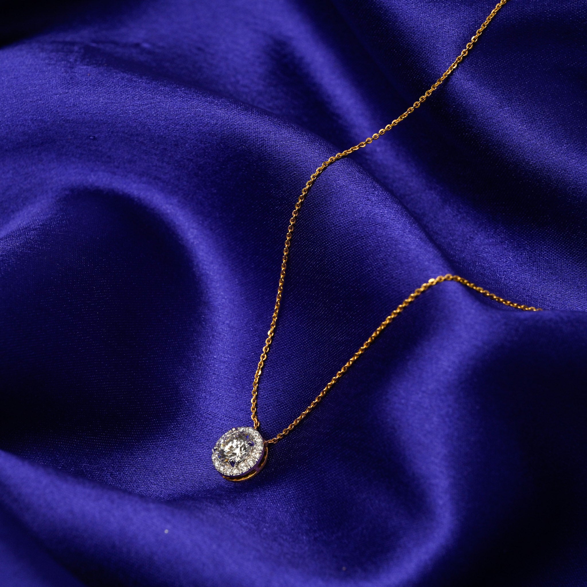 1.30 Carat Solitaire Pendant Chain