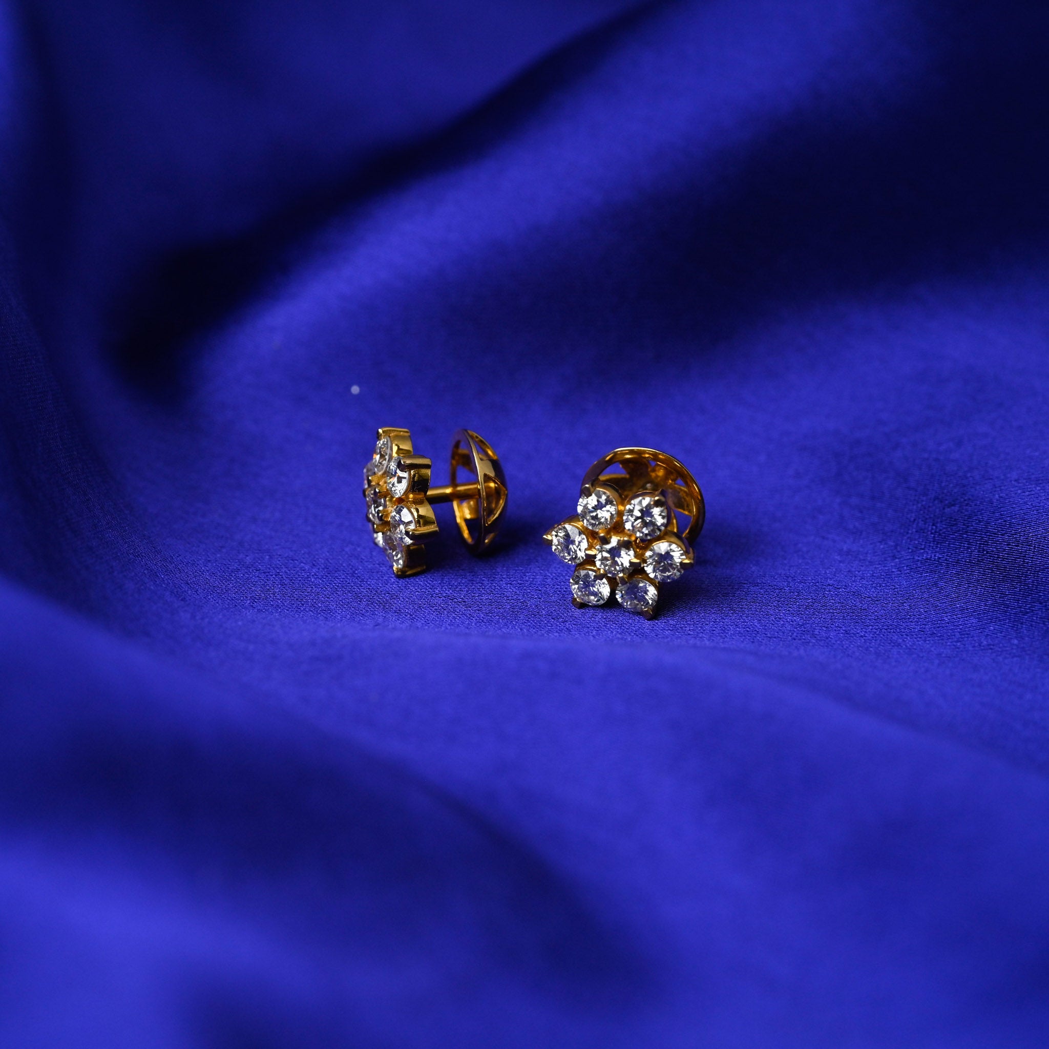 Flower - 7 Stone Earrings