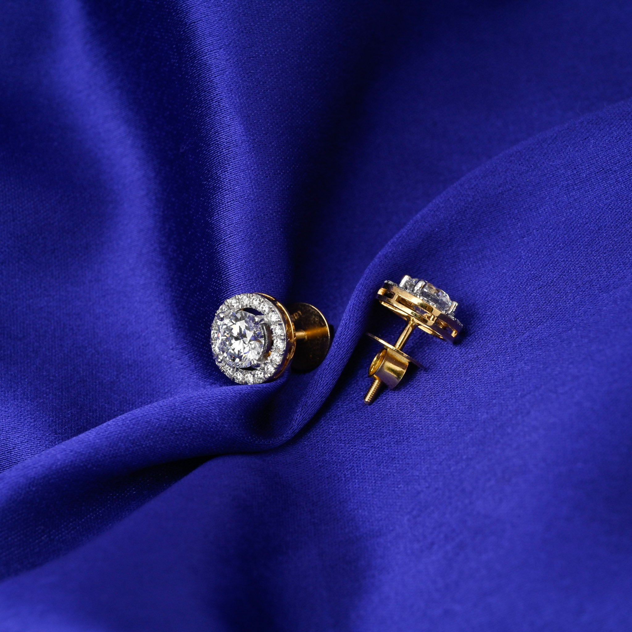 Scalloped Halo - Solitaire Studs