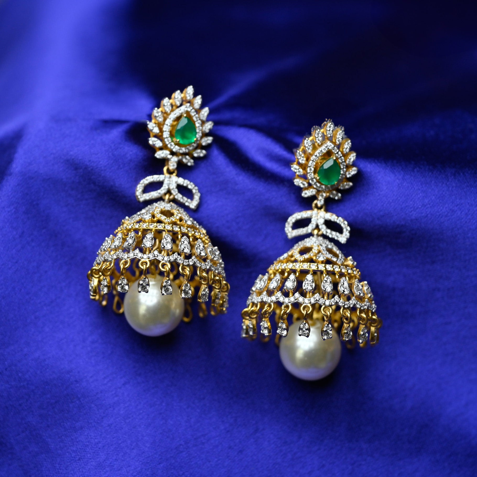 Sonnet of Emerald (Jhumki) Earrings