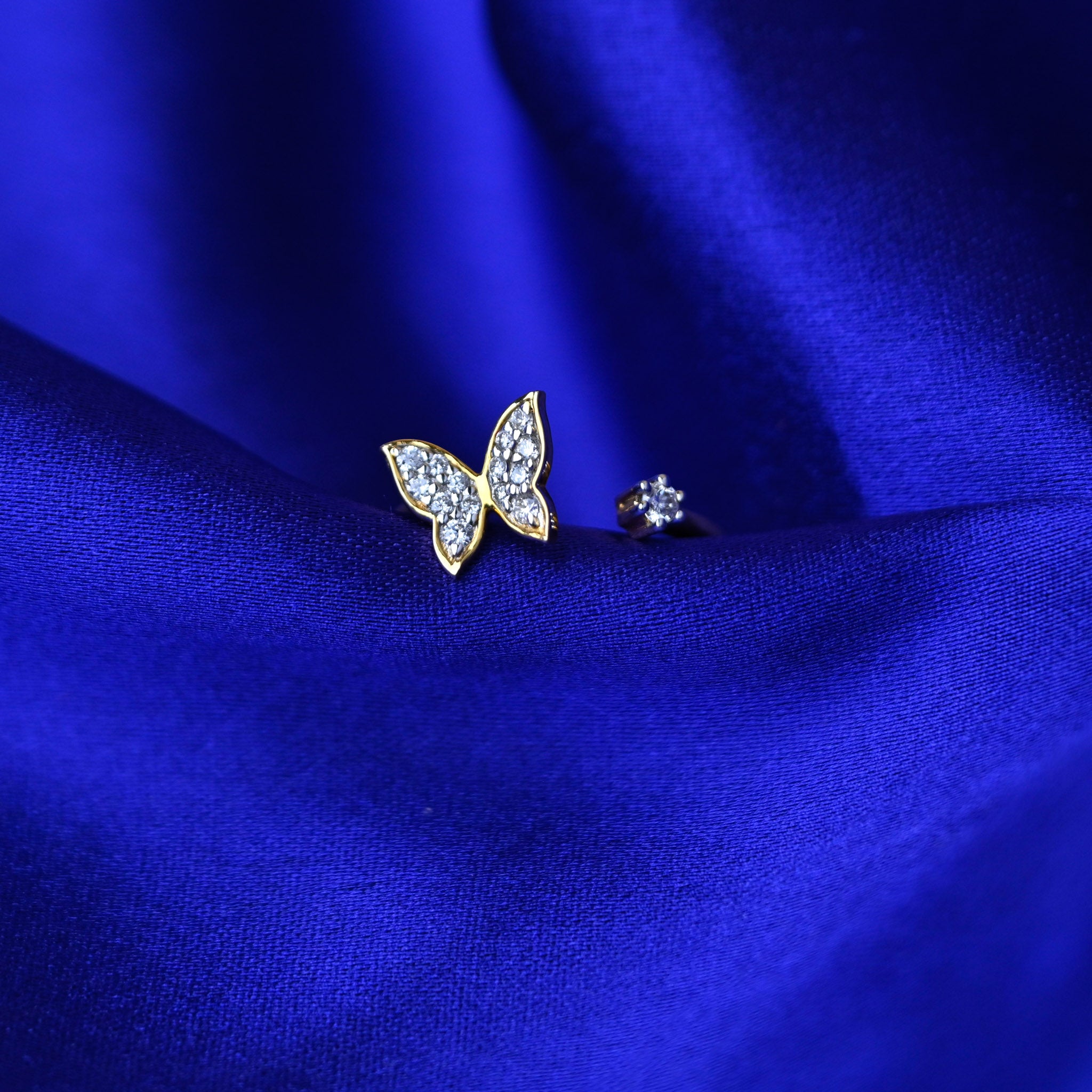 The Butterfly's Kiss - Ring