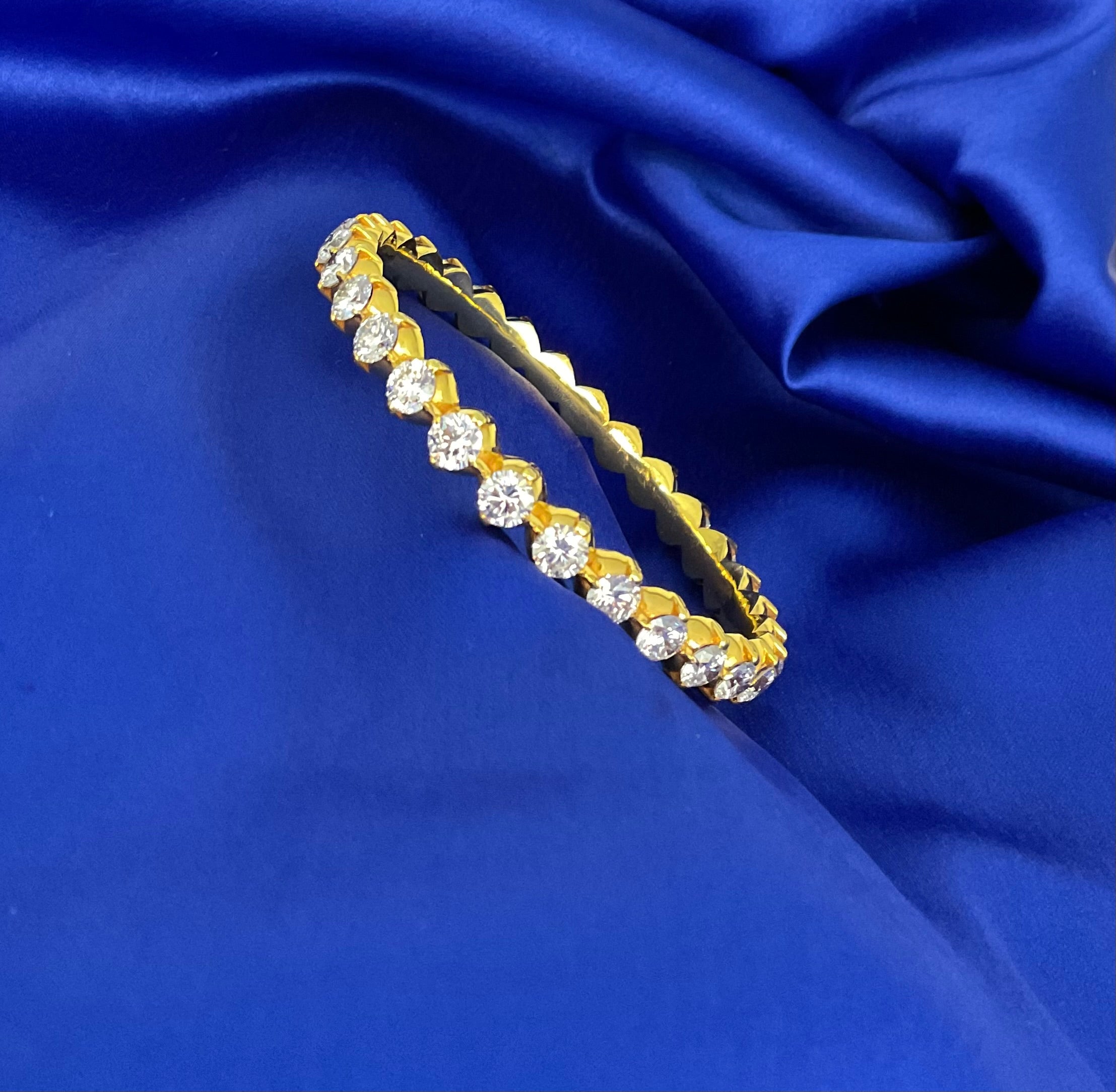 50 Cents Solitaire Bangle: Size 2.5