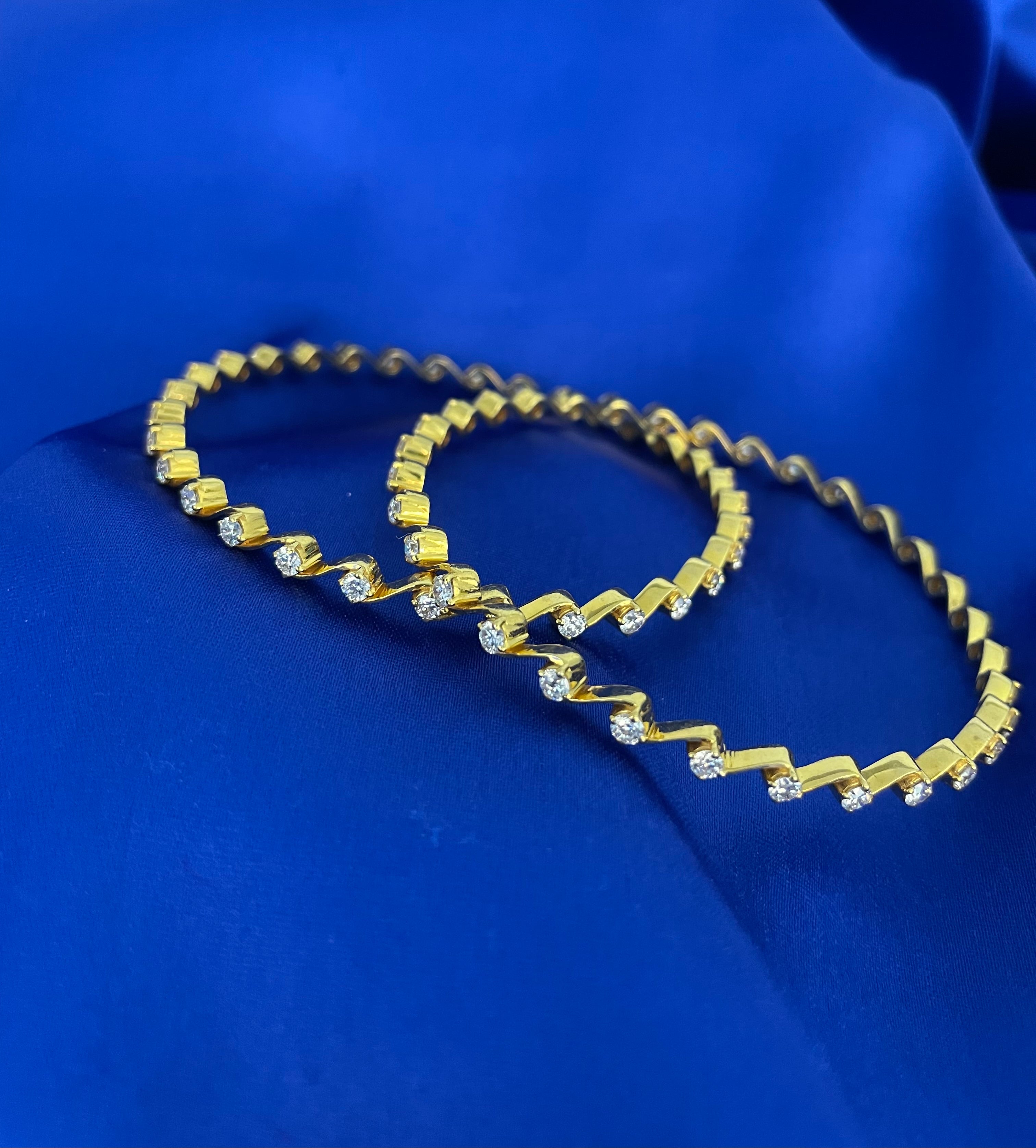 6 Cents Bangle: Size 2-5