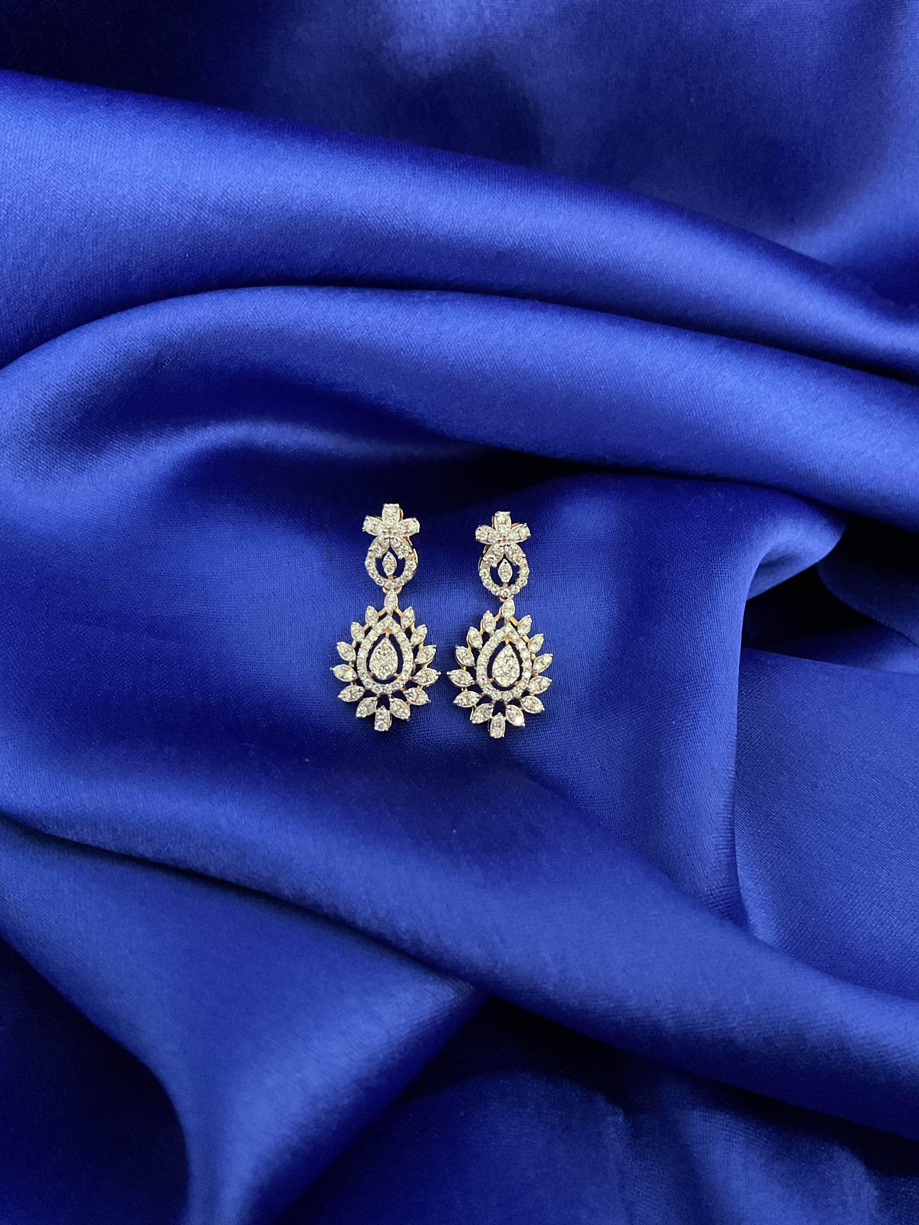 Diamond Wishper Earrings