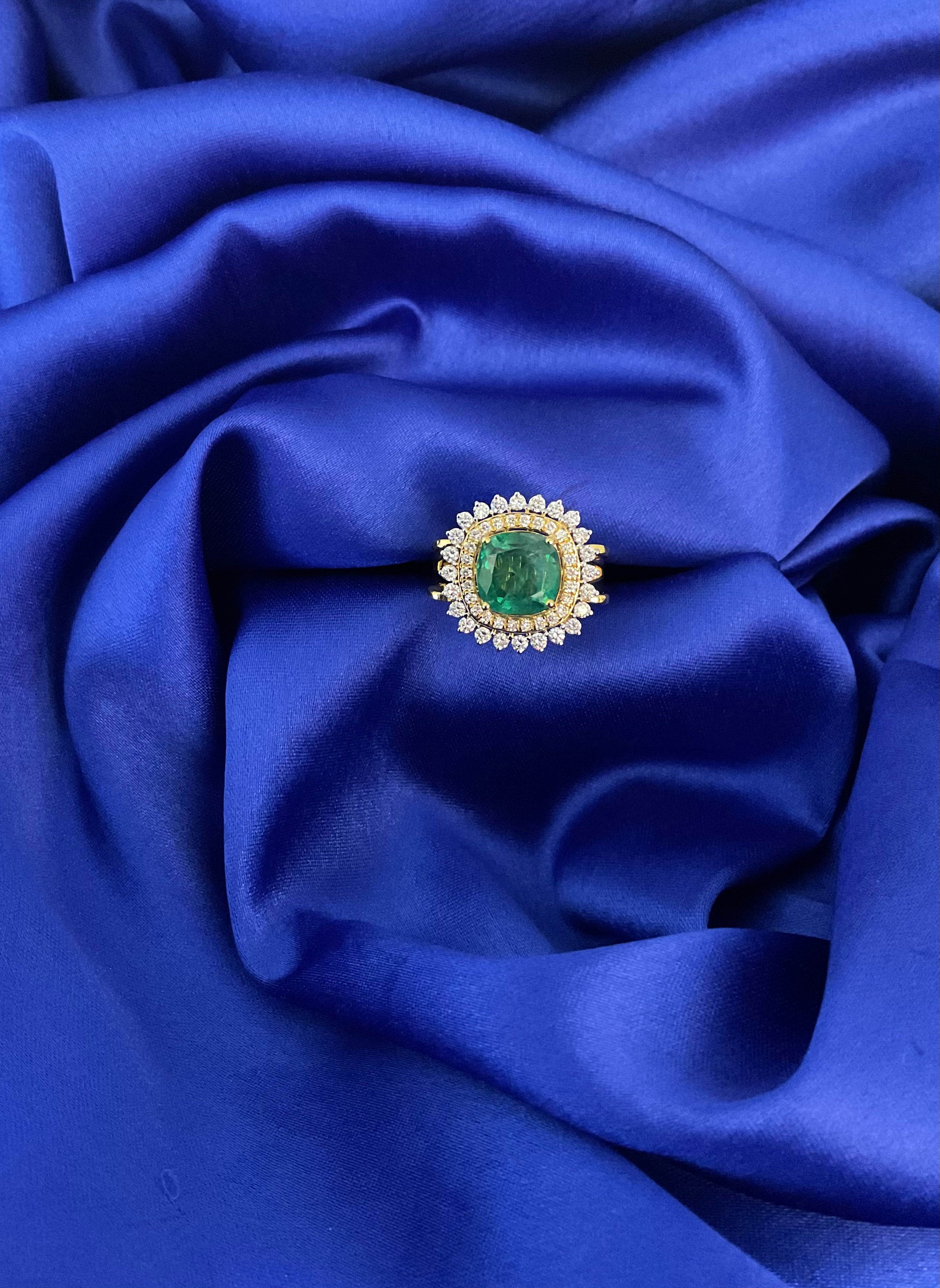 Elysian Green Ring: Size 13
