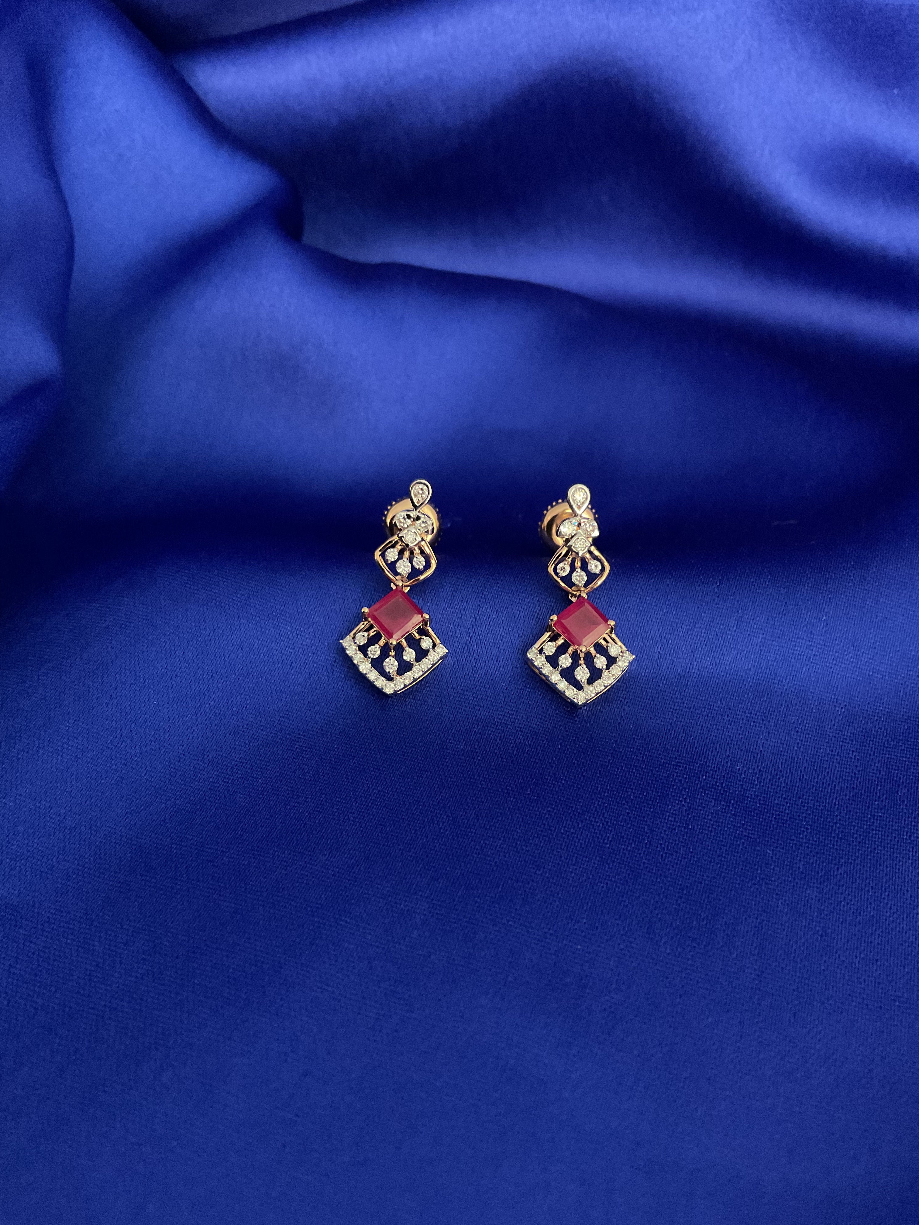Glimarose Earrings