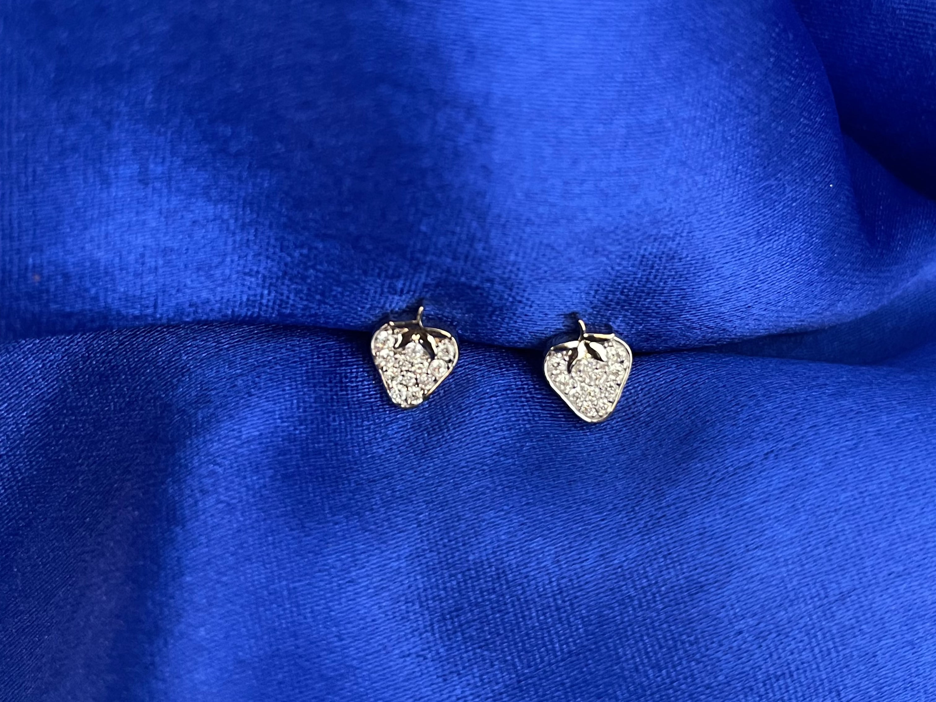 Strawberry Studs