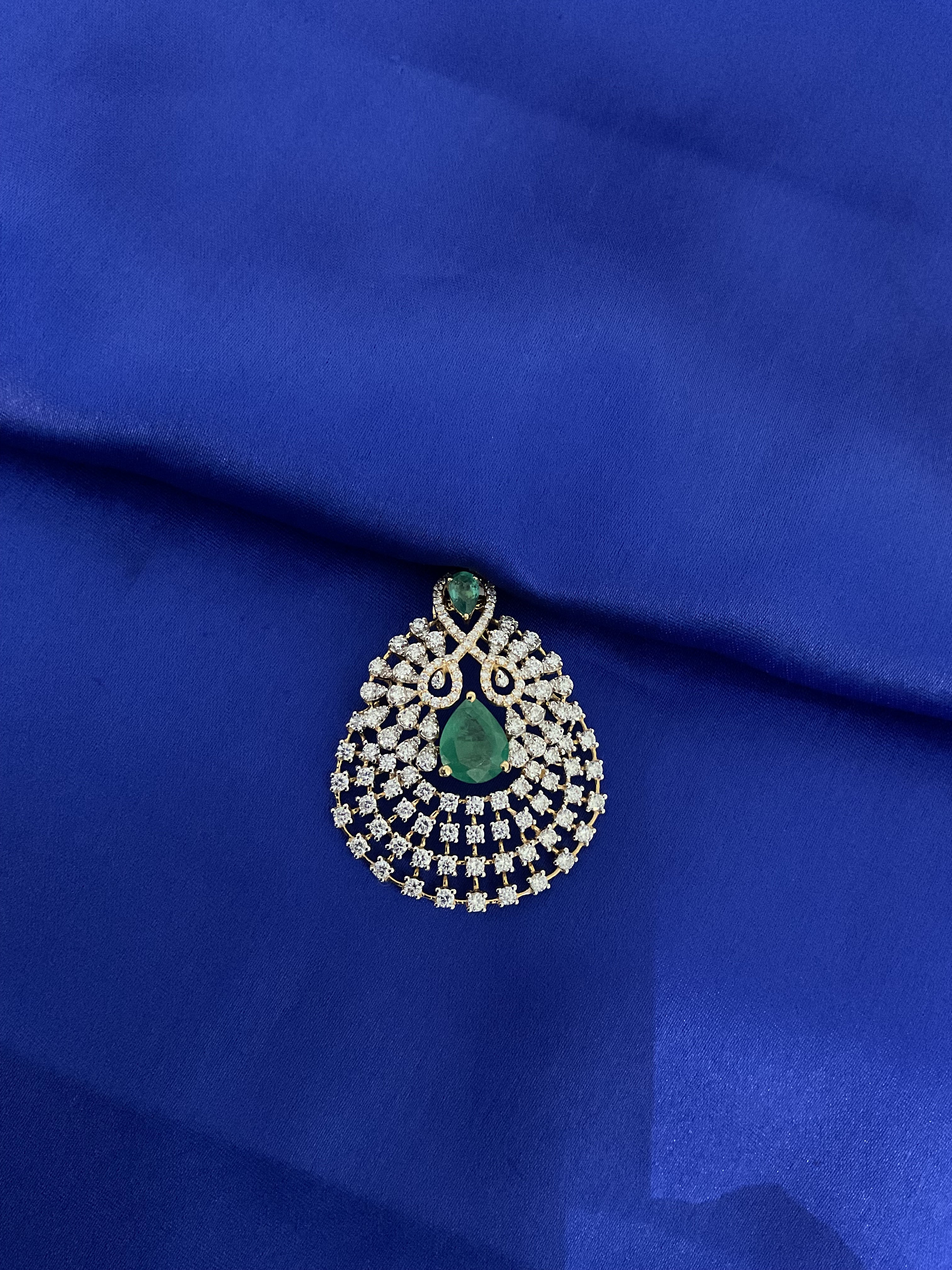 Royal Envy Pendant