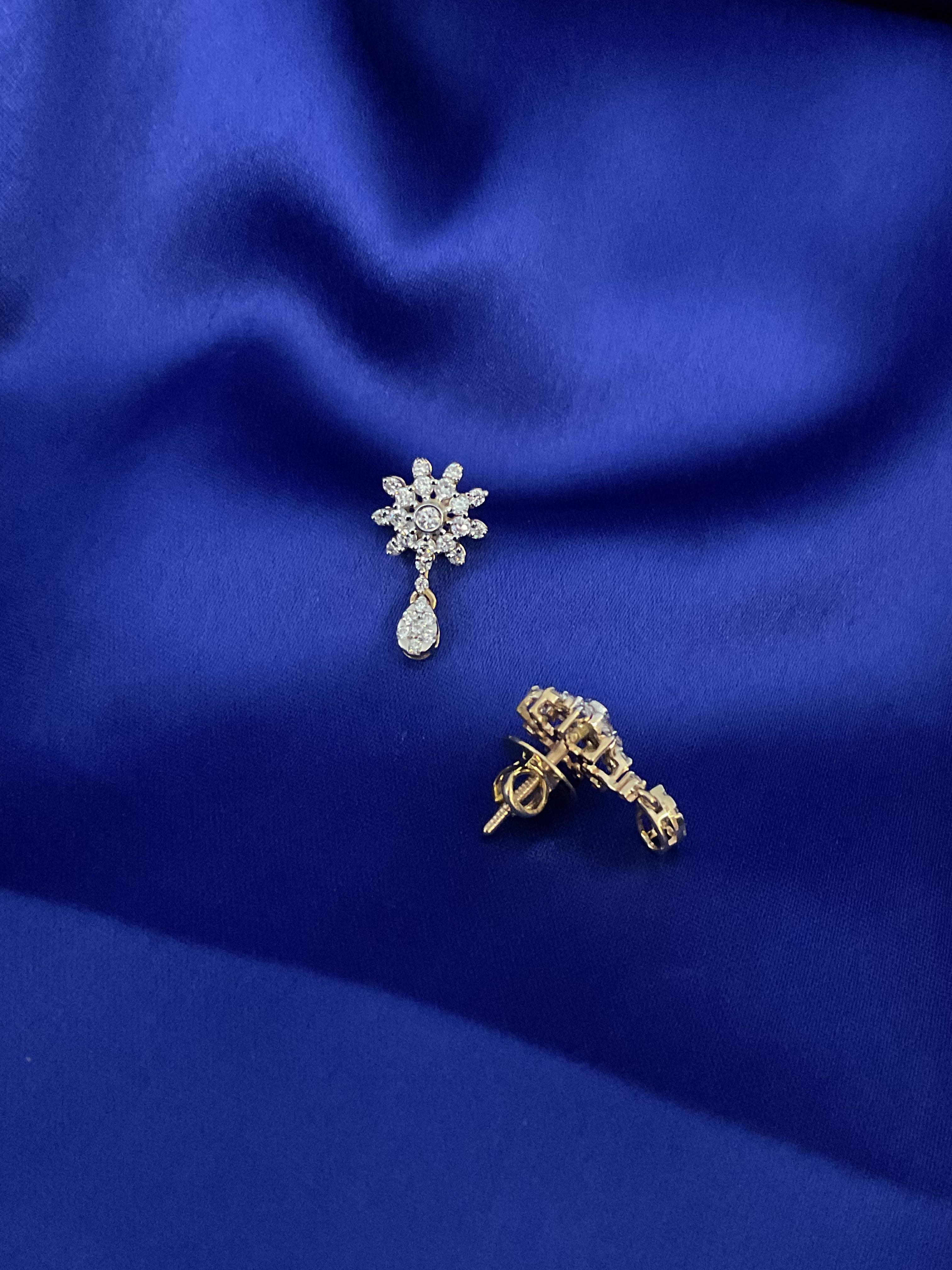 Snow Whisper Studs