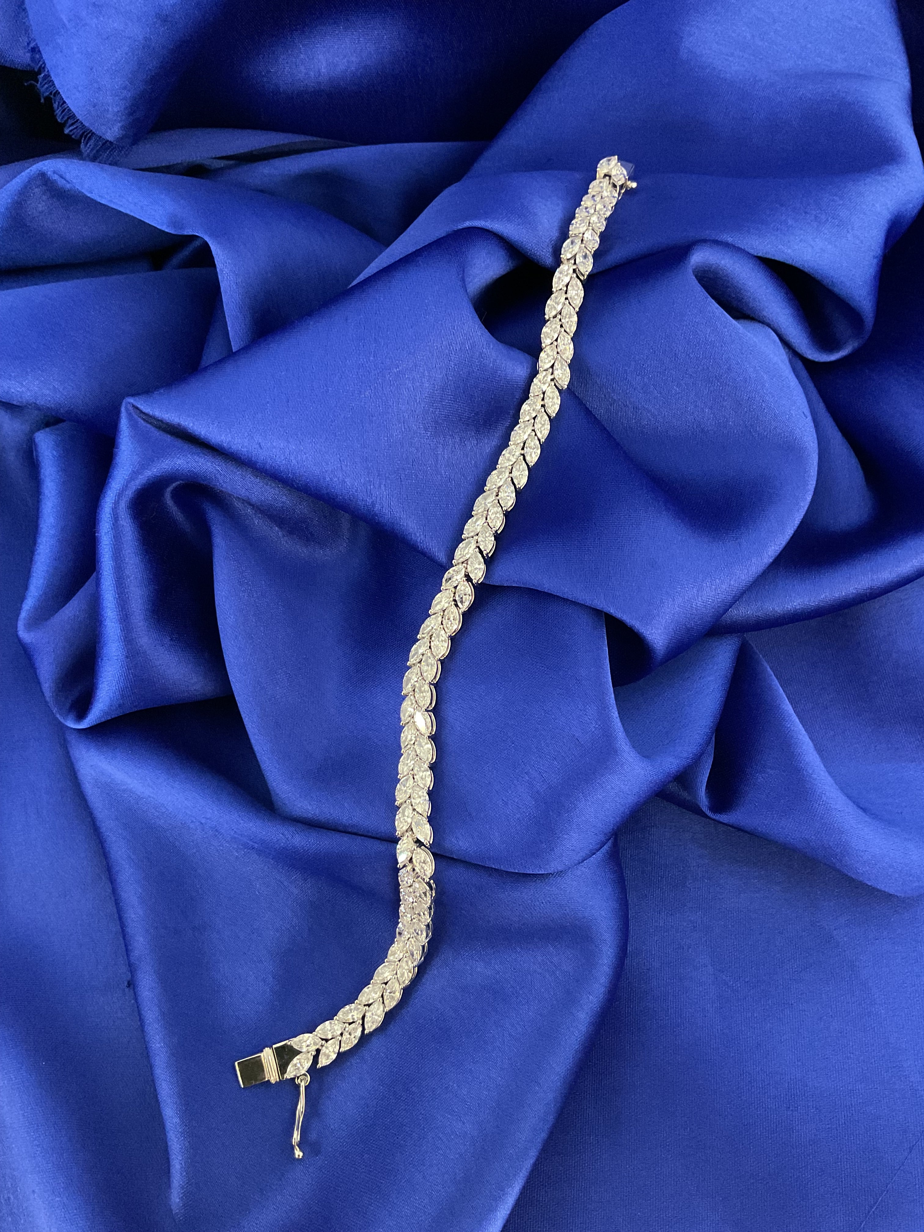 Dew Spark Bracelet