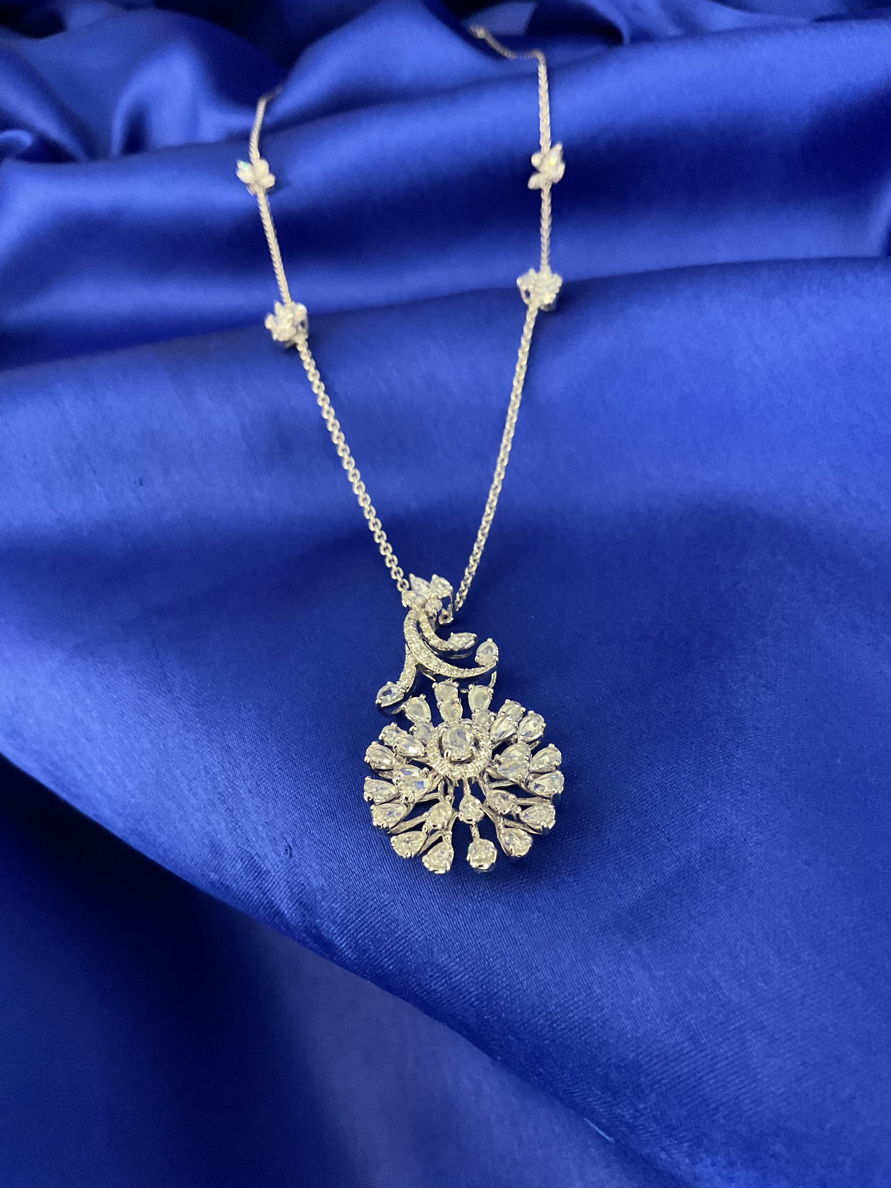 Rosecut Bloom