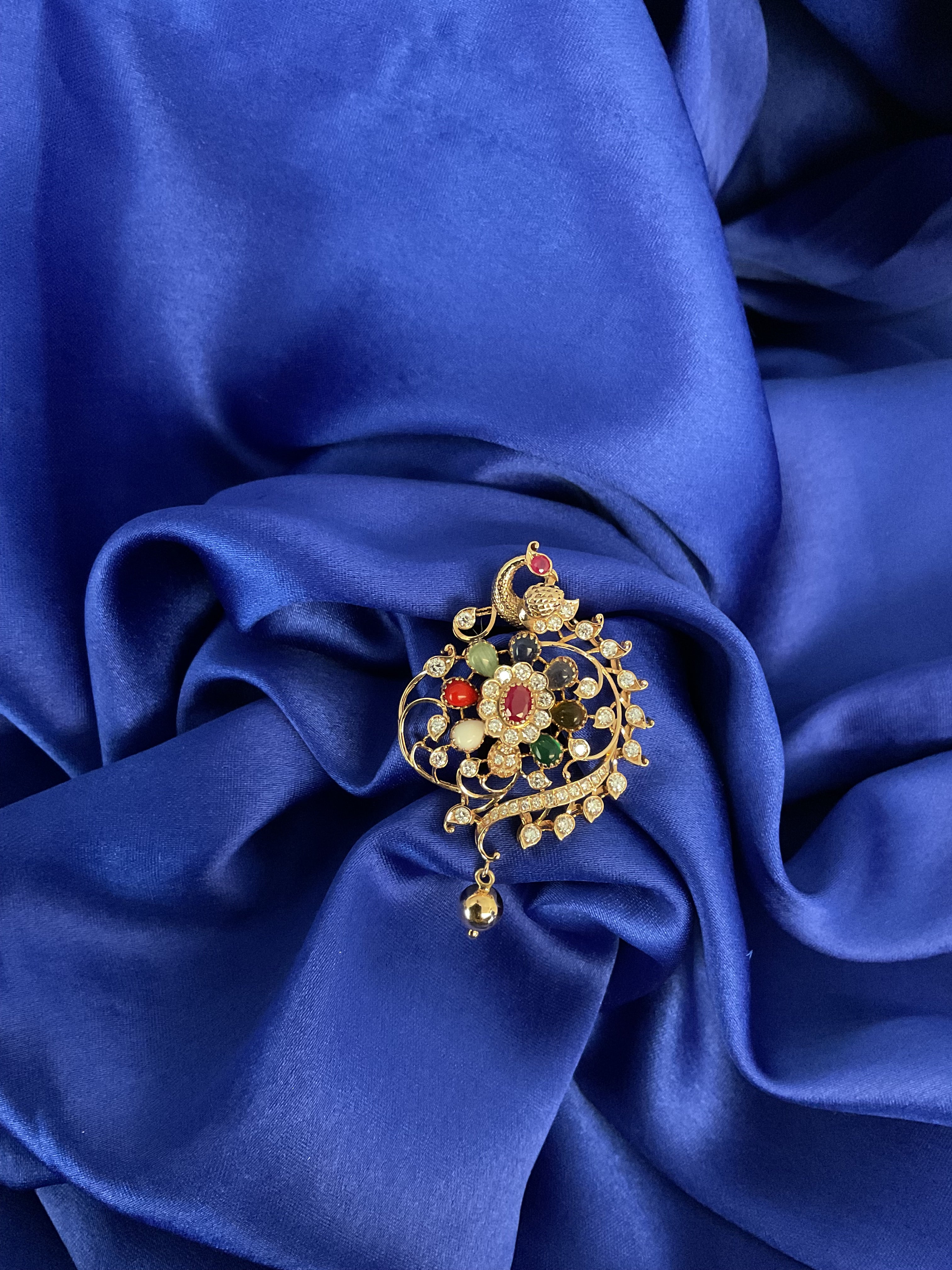 Ratna Mayura Pendant