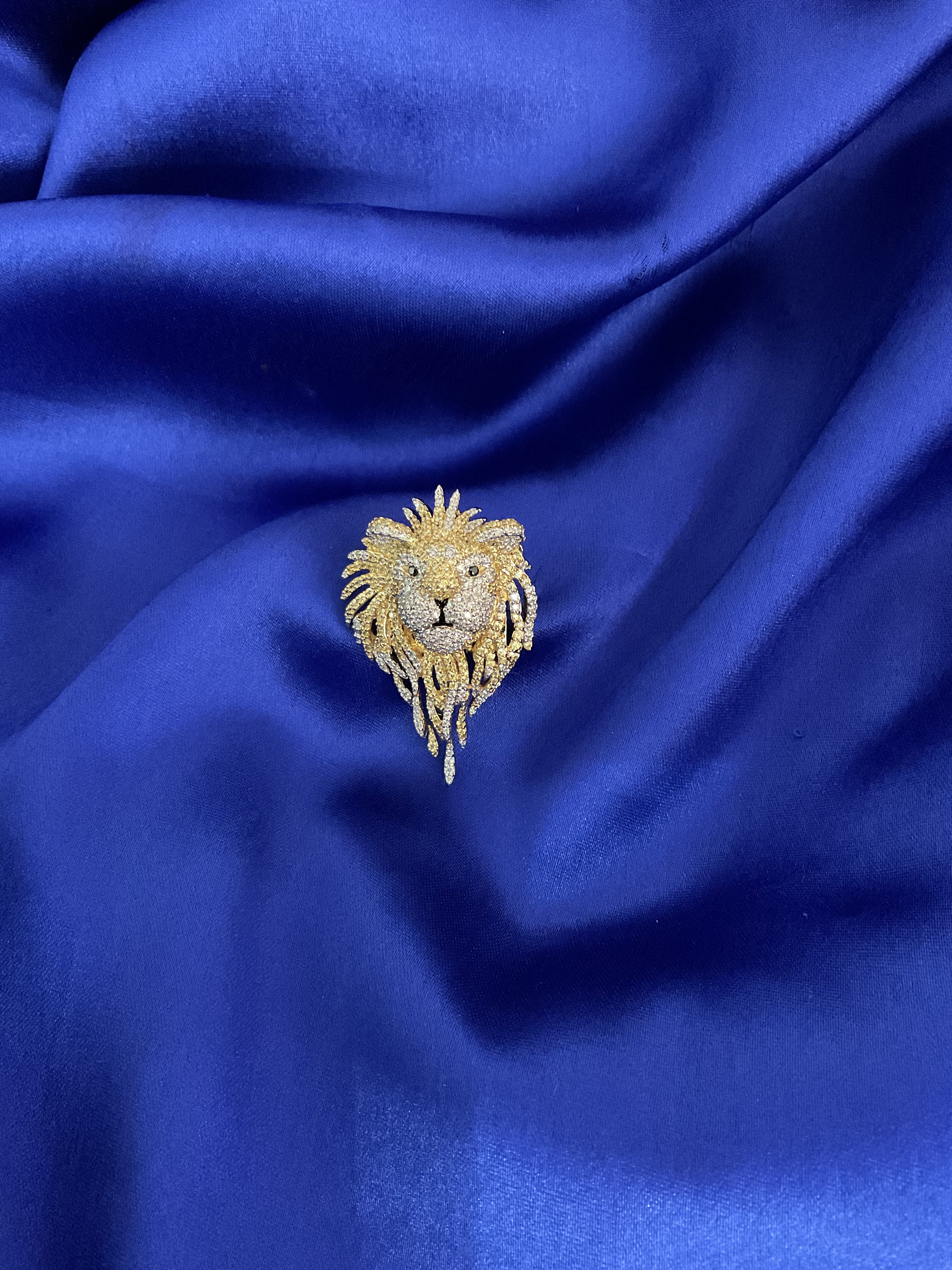Lion Brooch