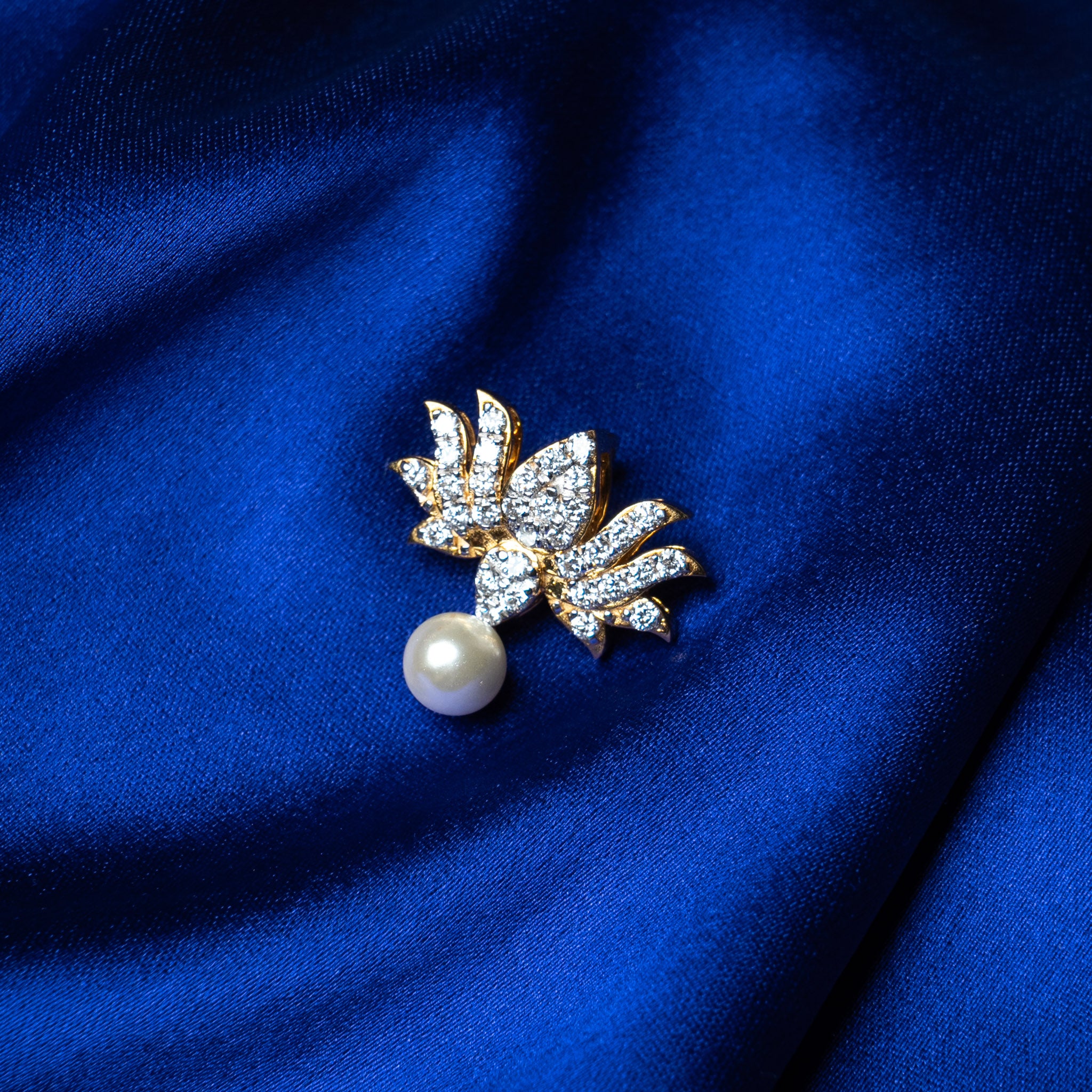 Lotus Pendant