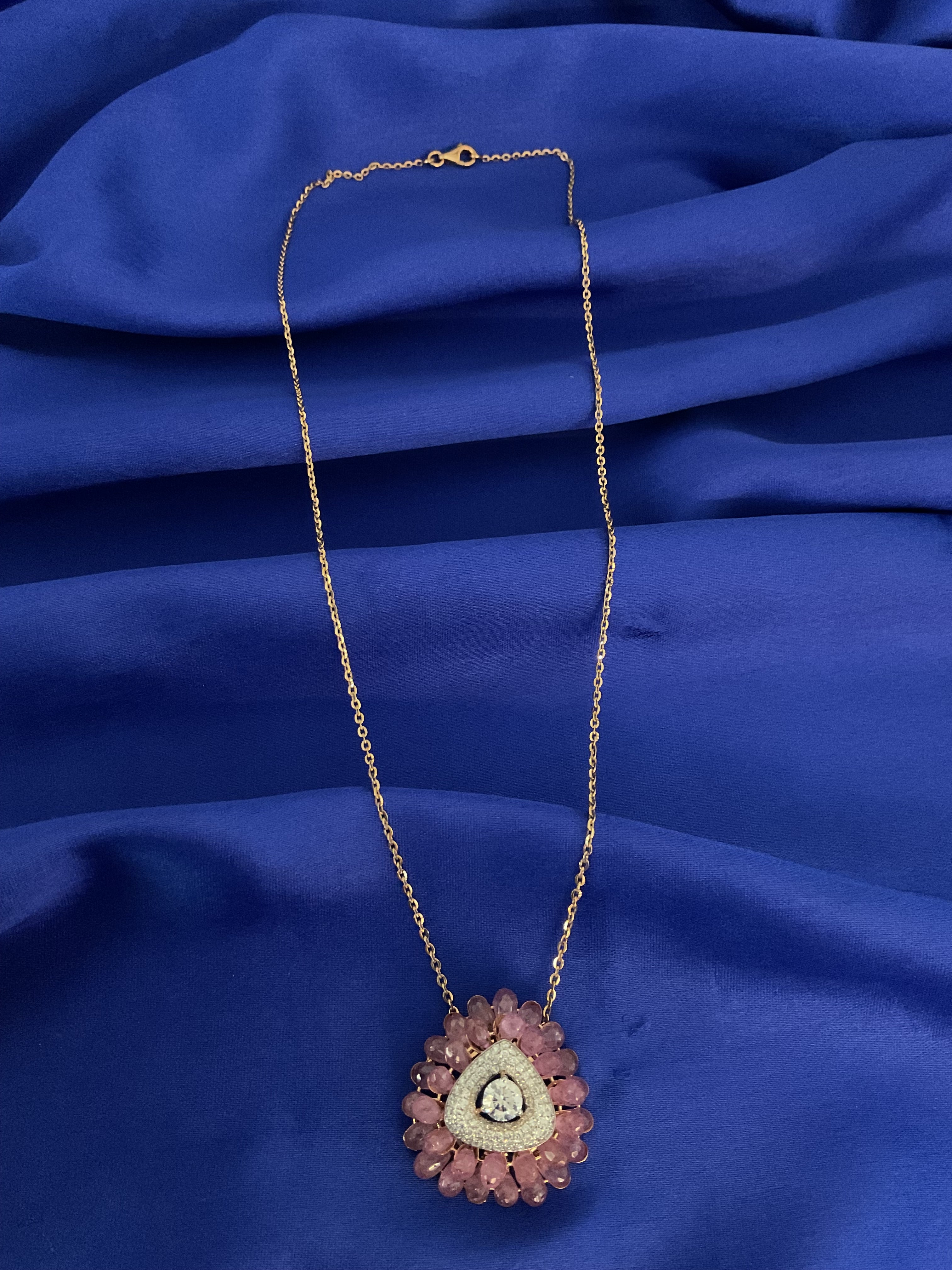 Rose Radiance Chain