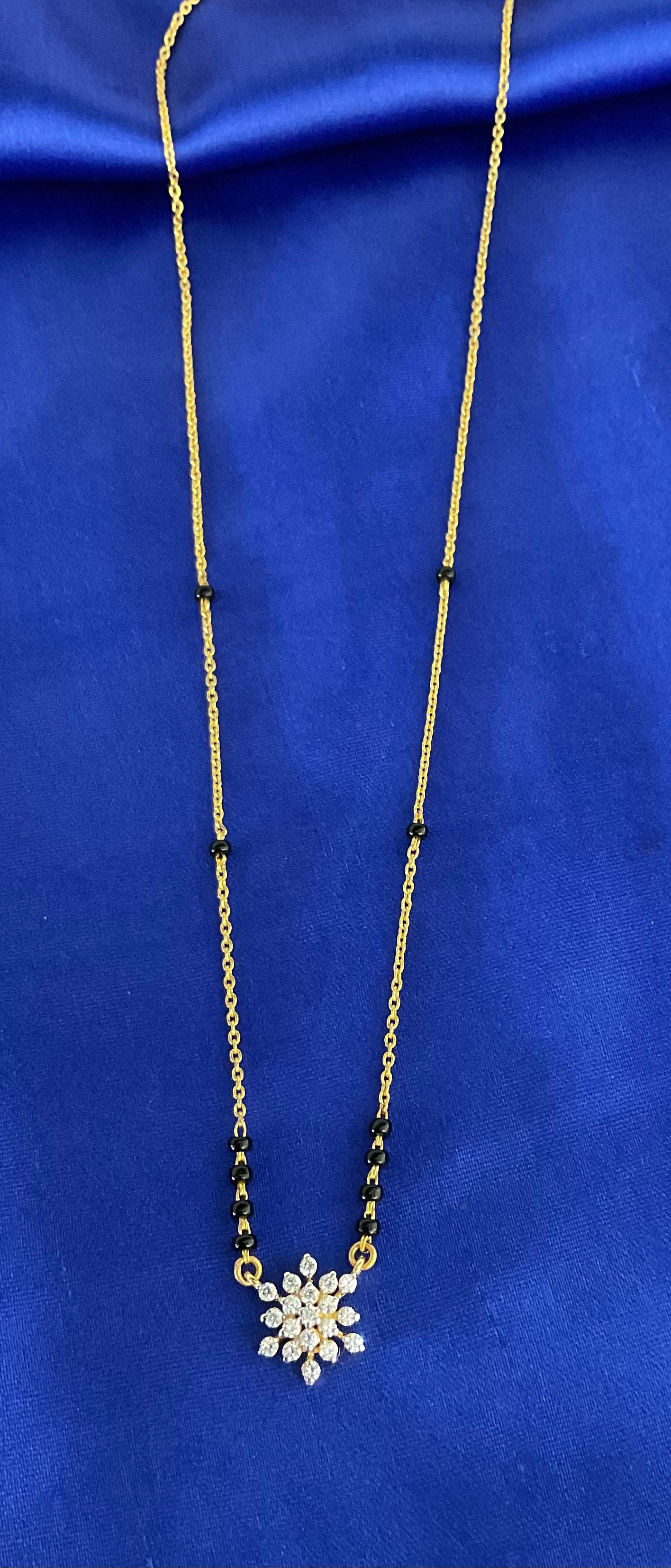 Snowflake Minimal Mangalsutra