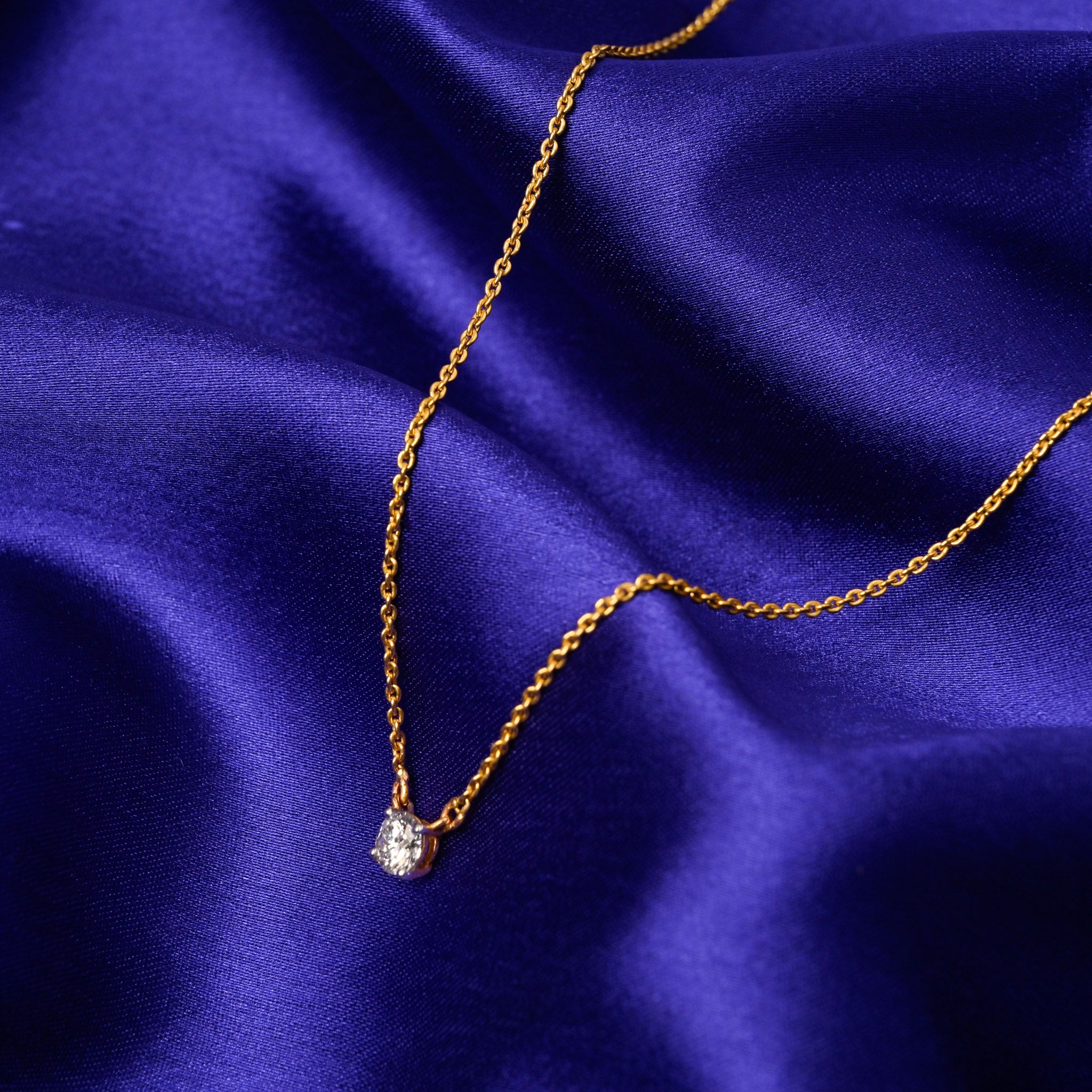 Solitaire Moments - Round Solitaire Pendant Chain