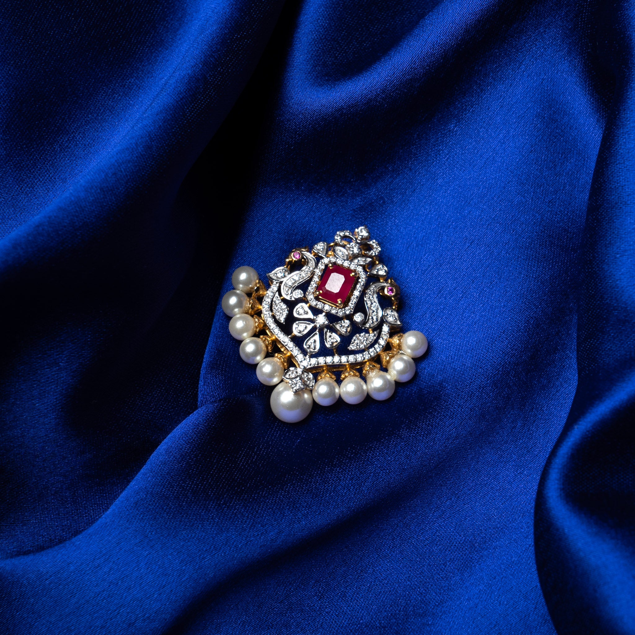 Swarnakanti Pendant