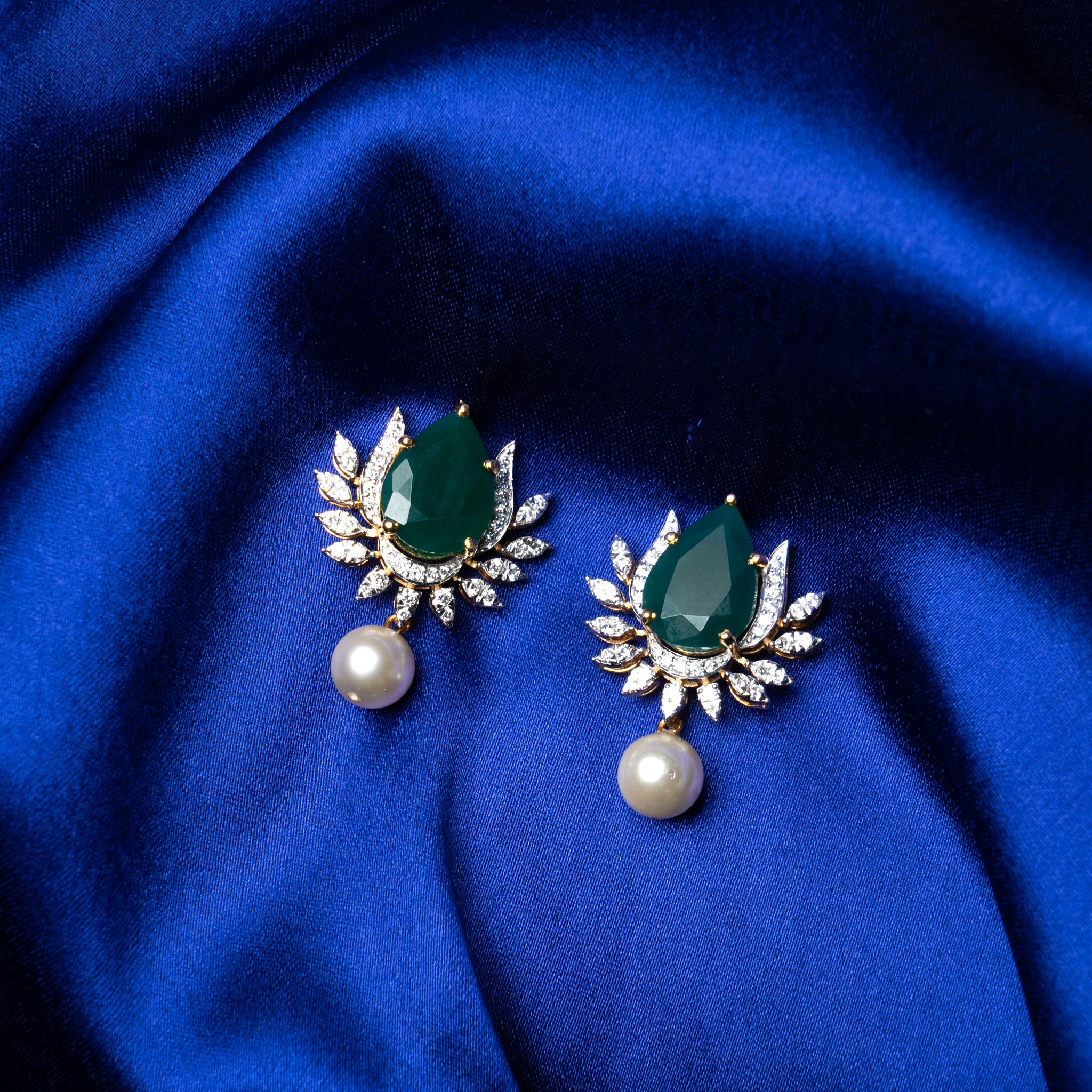 Whispering leaves Studs