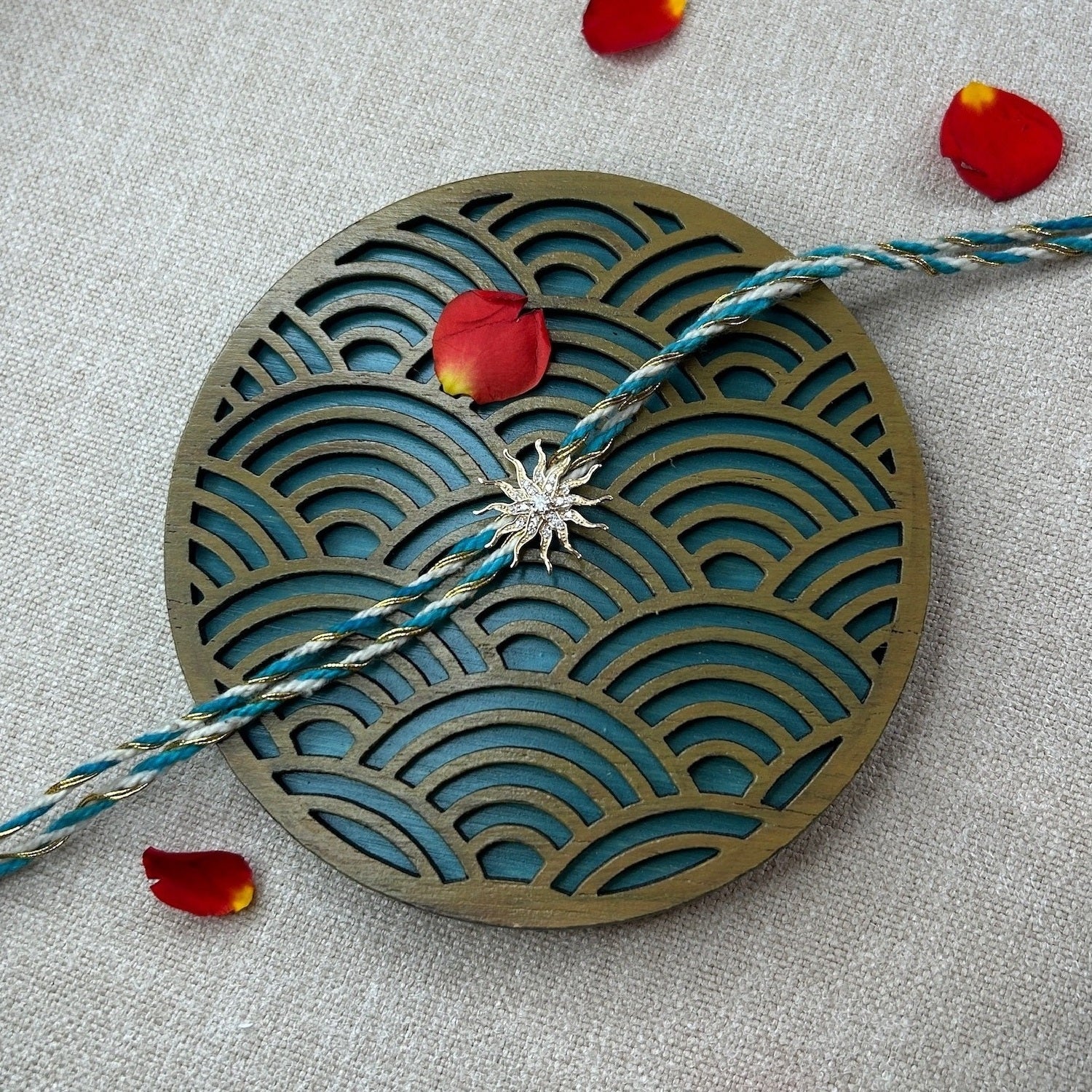 Aurora Rakhi